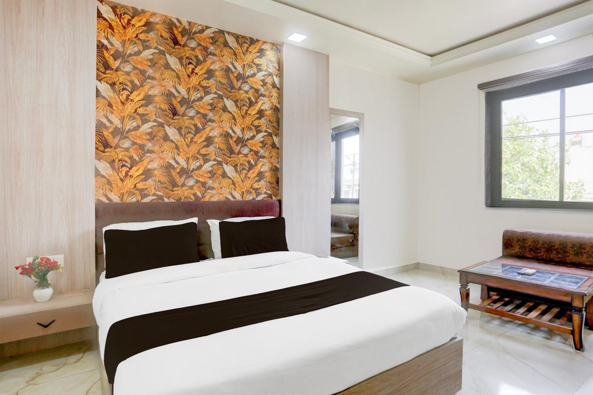 Collection O The Vidya Grand Hotel Rudrapur Ngoại thất bức ảnh